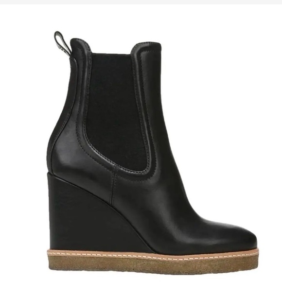 Veronica Beard Shoes - Veronica Beard Aari
Wedge Bootie